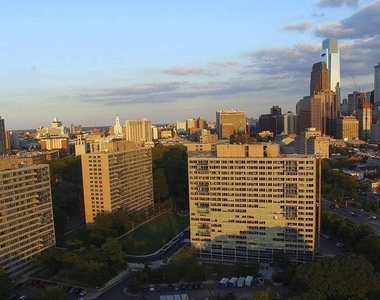 2200 Benjamin Franklin Parkway - Photo Thumbnail 28