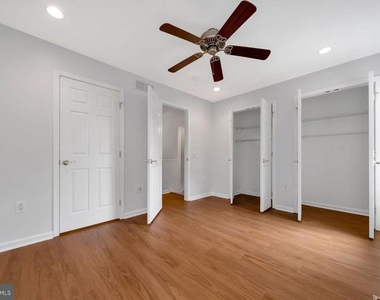 1318 Bainbridge Street - Photo Thumbnail 8