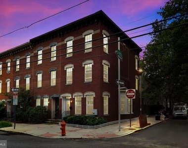 1318 Bainbridge Street - Photo Thumbnail 19