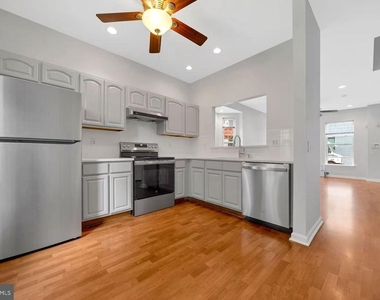 1318 Bainbridge Street - Photo Thumbnail 4