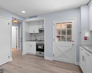 906 Rhawn Street - Photo Thumbnail 9