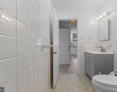 906 Rhawn Street - Photo Thumbnail 16