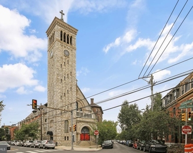 2321 Fitzwater Street - Photo Thumbnail 15