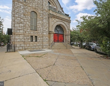2321 Fitzwater Street - Photo Thumbnail 14
