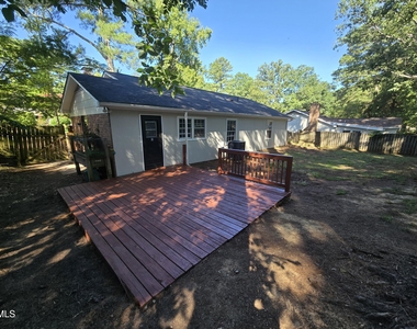 1410 Suterland Road - Photo Thumbnail 23