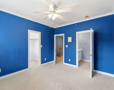 305 Presque Isle Lane - Photo Thumbnail 18