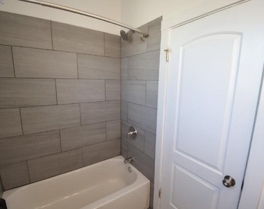 4824-30 W Addison St - Photo Thumbnail 6