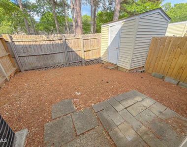 7718 Kelley Court - Photo Thumbnail 12