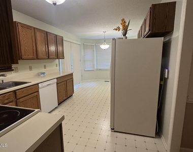 5019 Simmons Branch Trail - Photo Thumbnail 9