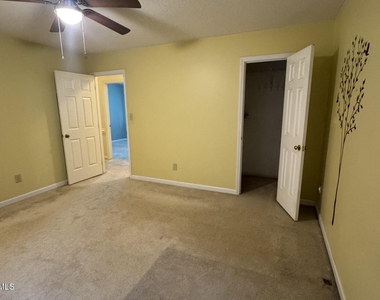 5019 Simmons Branch Trail - Photo Thumbnail 12