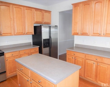 10651 Edmundson Avenue - Photo Thumbnail 8