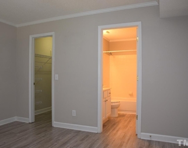 1031 Nicholwood Drive - Photo Thumbnail 16