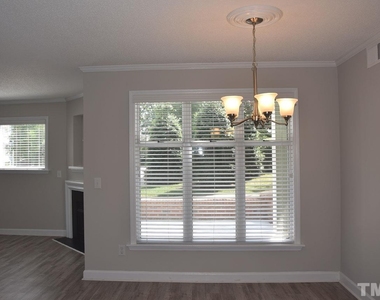 1031 Nicholwood Drive - Photo Thumbnail 13