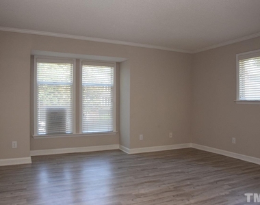 1031 Nicholwood Drive - Photo Thumbnail 1
