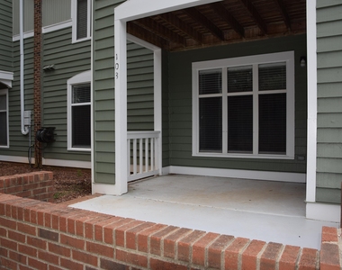 1031 Nicholwood Drive - Photo Thumbnail 22