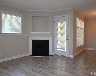 1031 Nicholwood Drive - Photo Thumbnail 3