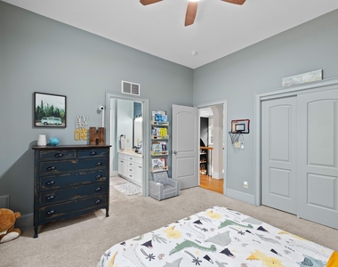 11 Grey Oak - Photo Thumbnail 39