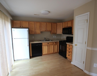 3021 Barrymore Street - Photo Thumbnail 2