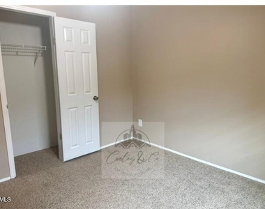 3955 Nc-210 - Photo Thumbnail 3