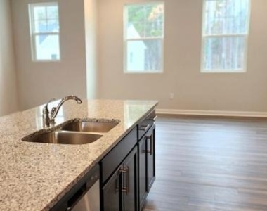 171 Garden Vine Trail - Photo Thumbnail 1