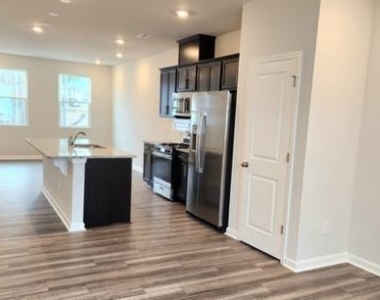 171 Garden Vine Trail - Photo Thumbnail 6