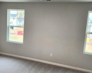 171 Garden Vine Trail - Photo Thumbnail 2