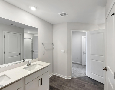 1503 Gracie Lane - Photo Thumbnail 16