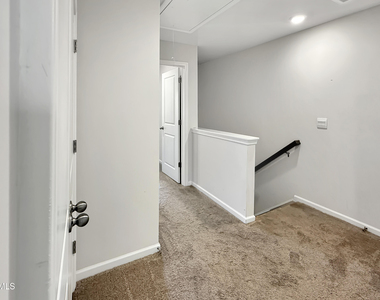 1503 Gracie Lane - Photo Thumbnail 22