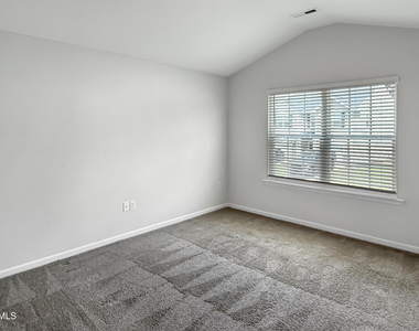 1503 Gracie Lane - Photo Thumbnail 18