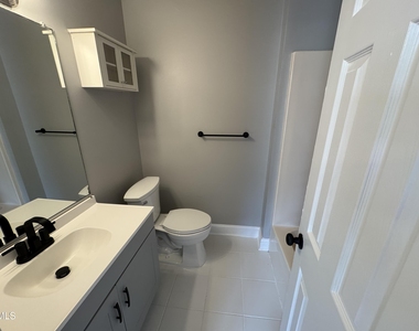 5612 Darrow Drive - Photo Thumbnail 18