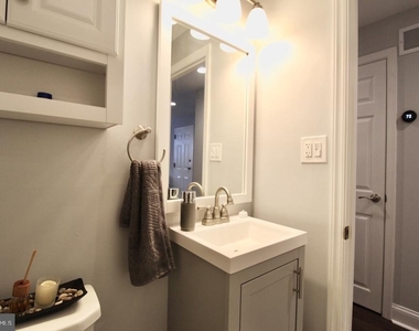 829 Spruce Street - Photo Thumbnail 13