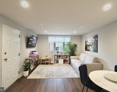 829 Spruce Street - Photo Thumbnail 1