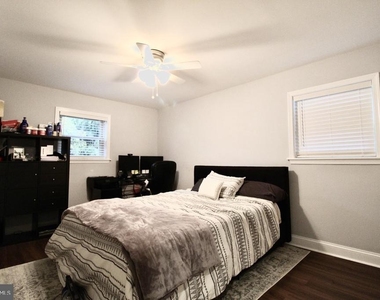 829 Spruce Street - Photo Thumbnail 11