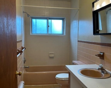 238 W Gay Street - Photo Thumbnail 11