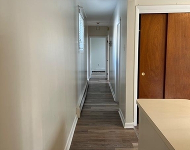 238 W Gay Street - Photo Thumbnail 4