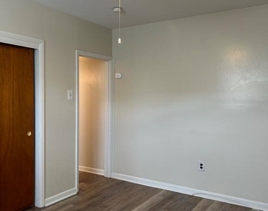 238 W Gay Street - Photo Thumbnail 10