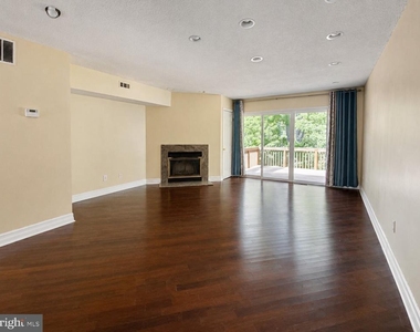 326 Brigade Court - Photo Thumbnail 10
