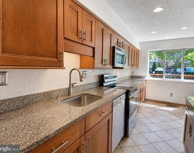326 Brigade Court - Photo Thumbnail 4