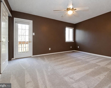 326 Brigade Court - Photo Thumbnail 16