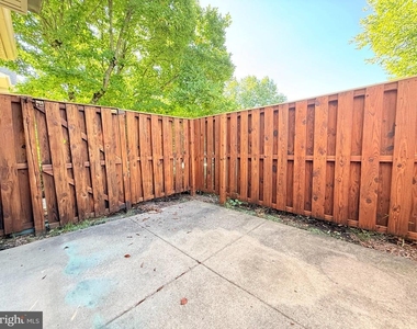 3601 Waltham Court - Photo Thumbnail 13