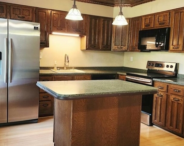 3 Colchester Place - Photo Thumbnail 4