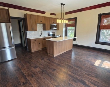 178 Brunswick Avenue - Photo Thumbnail 15