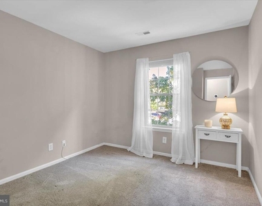 612 Covington Court - Photo Thumbnail 11