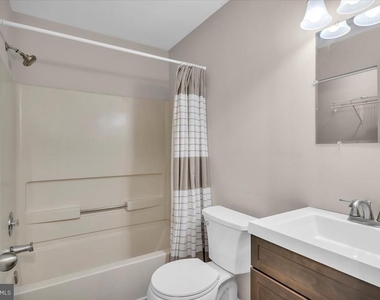 612 Covington Court - Photo Thumbnail 13