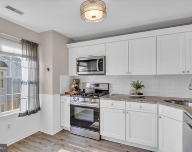 612 Covington Court - Photo Thumbnail 7