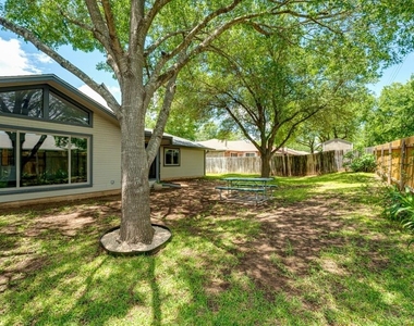 1502 Quail Run Rd - Photo Thumbnail 23