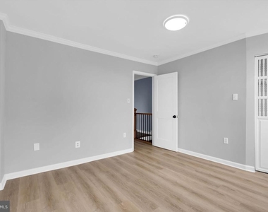 916 Jersey Avenue - Photo Thumbnail 15
