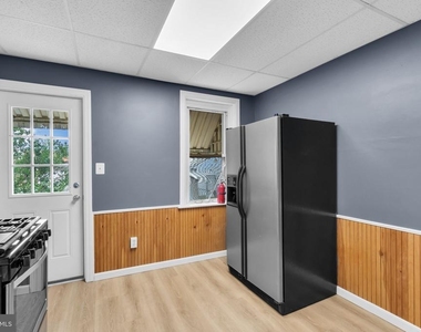 916 Jersey Avenue - Photo Thumbnail 7