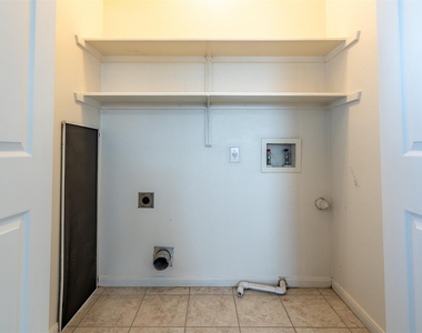 311 Rawhide Loop - Photo Thumbnail 22