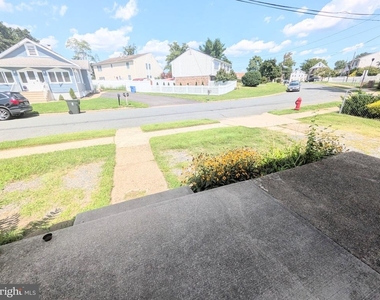7 Dresser Avenue - Photo Thumbnail 8